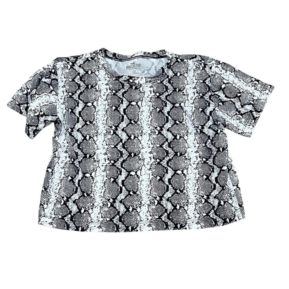 Hollister T-Shirt Womens XS Black White Snakeskin Print Short Sleeve